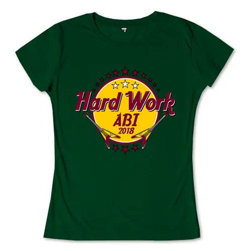 Logo mit Text "Hard Work ABI 2018", umgeben von Sternen und zwei gekreuzten Schwertern auf grünem Hintergrund.