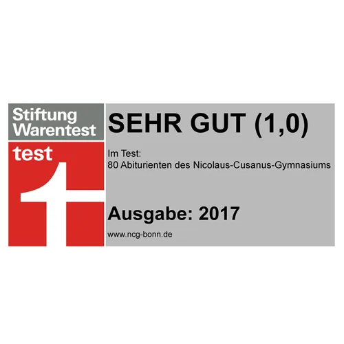 Logo Stiftung Warentest mit Note "SEHR GUT (1,0)" für Nicolaus-Cusanus-Gymnasium 2017.