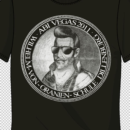 Dunkelgrünes T-Shirt mit einem runden, weißen Aufdruck eines stilisierten Männerporträts mit Sonnenbrille und Schriftzug 'ABI VEGAS 2011 ORANIEN-SCHULE DILLENBURG'.