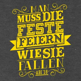 Ein einfaches schwarzes T-Shirt auf weißem Hintergrund.