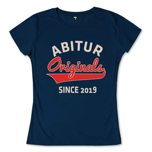 Logo mit Aufschrift "Abitur Originals Since 2019" in Rot und Weiß auf blauem Hintergrund.