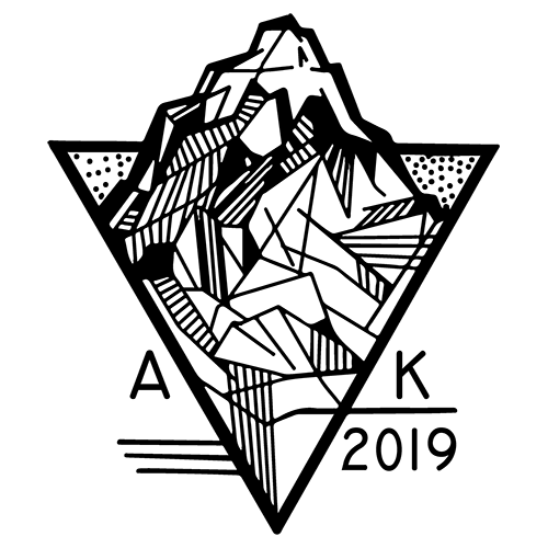 Rotes abstraktes geometrisches Muster innerhalb eines Fünfecks, untere Ecke zeigt "AK 2019".