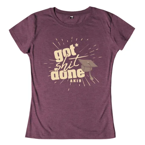 Silhouette einer Person, die steht, vor einem weißen Hintergrund.