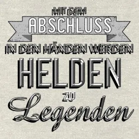Mit dem Abschluss in den Händen