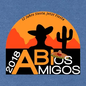 Grafik eines Abschlussjahres mit Sombrero-Silhouette, Kaktus, Bergen und einer Taco-Illustration.