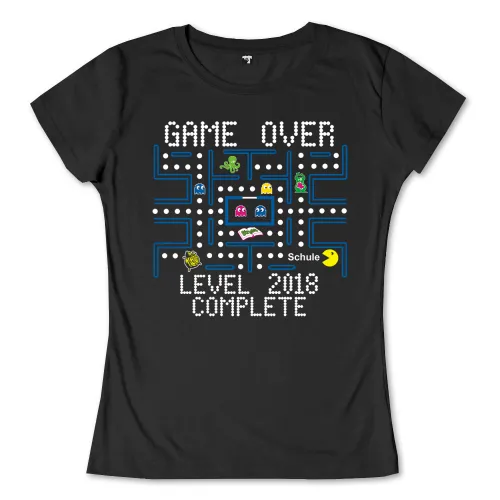T-Shirt-Design mit Pac-Man-Spielplan, "GAME OVER" und "LEVEL 2018 COMPLETE" Texten.