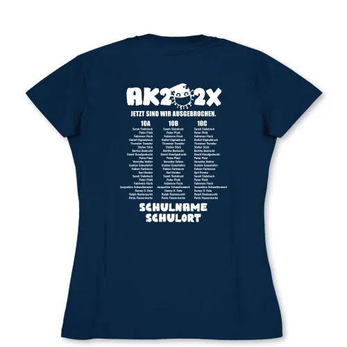 Schwarzes Plakat mit drei Klassennamen und Schülerlisten, überlagert von grafischen Elementen und Text 'JETZT SIND WIR AUSGEBROCHEN'.