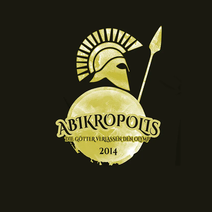 Goldenes Logo mit spartanischem Helm, Speer und dem Text "Abikropolis 2014: Die Götter verlassen den Olymp".