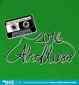 Schwarze Kassette mit Text "10 Jahre die gleiche Leier" auf weißem Hintergrund, darunter "2018 Abschluss" in fließender Schrift.