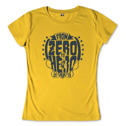 Monochromes Logo mit Text "From Zero To Hero" und Jahreszahl 2019 umgeben von Sternen.