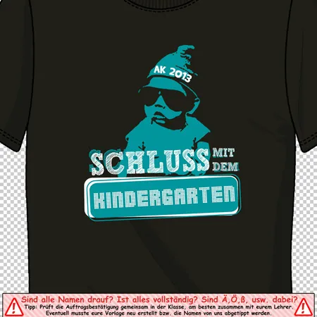 Grünes T-Shirt mit Aufdruck eines Kindes in Mütze und der Aufschrift "Schluss mit dem Kindergarten".