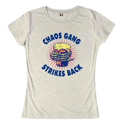 Grafisches Logo mit einem Cheeseburger, umgeben von roten Strahlen und Text "Chaos Gang Strikes Back".